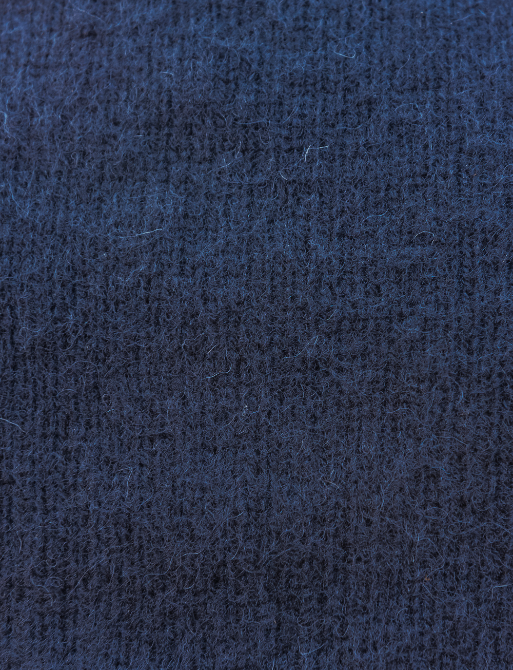 CADOT_SHAGGY_SWEATER_AH17_07