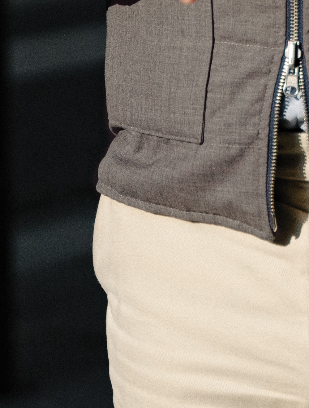 Details03